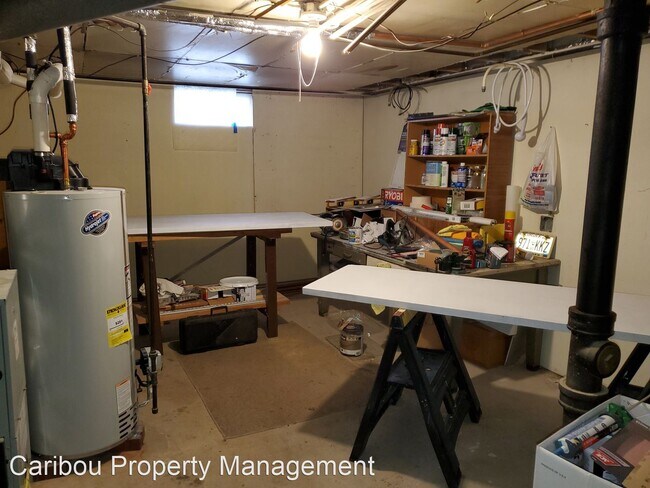 Building Photo - 3 br, 1.5 bath House - 1109 Timothy Ave