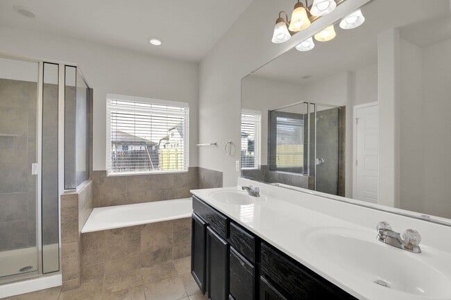 Building Photo - Spacious Buda Rental with Open Layout & Garage