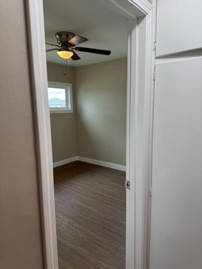 Building Photo - Newly Renovated 4 Bedroom 2 Bath home, wit...