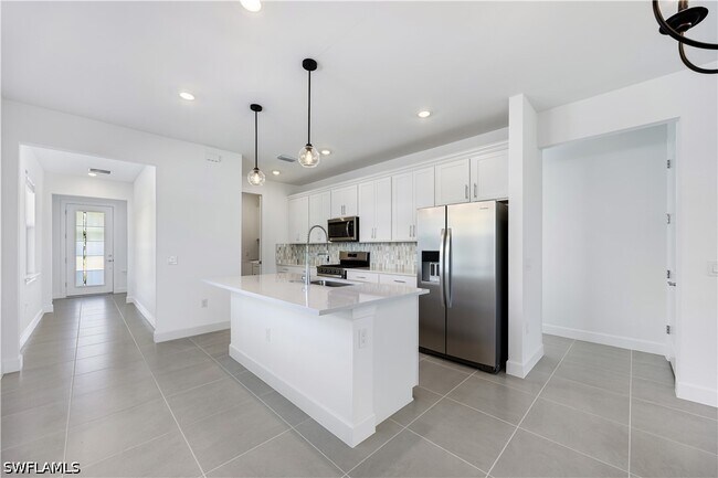 Building Photo - 19226 Hinkley Dr