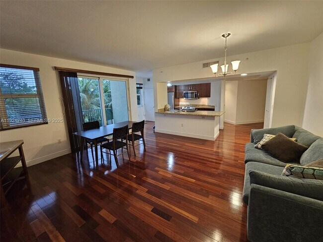 Building Photo - 20000 E Country Club Dr