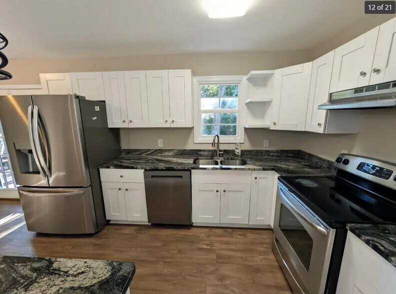 Building Photo - 537 Eastside Dr