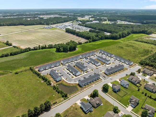 Building Photo - 4109 Laurel Rdg Dr