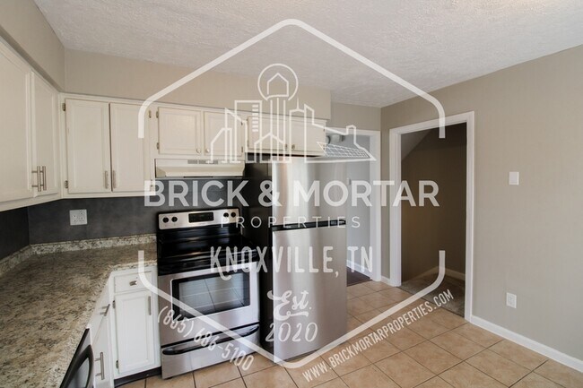 Building Photo - 4007 Heather Ct NW