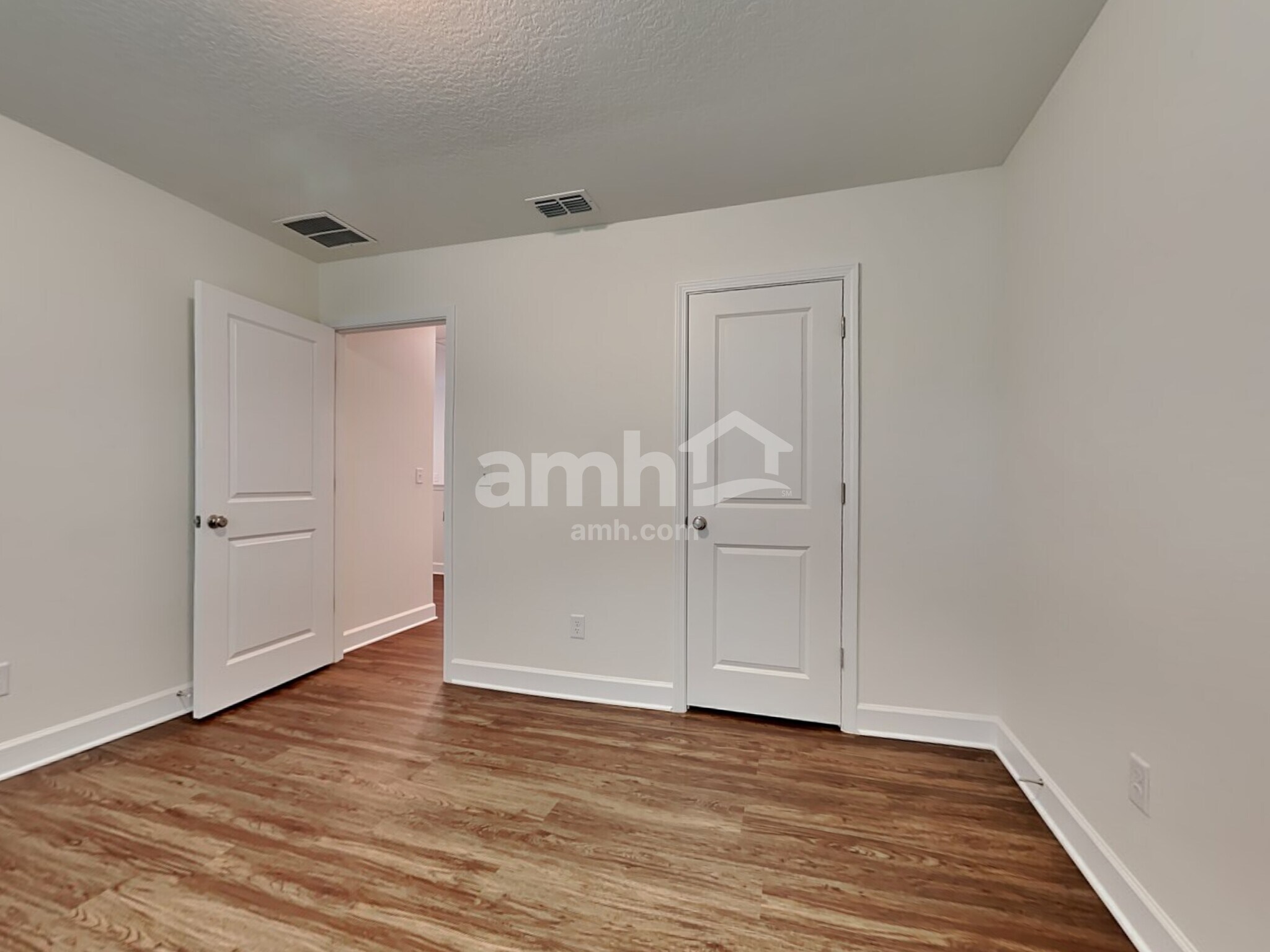 Building Photo - 10322 Riverwalk Ct