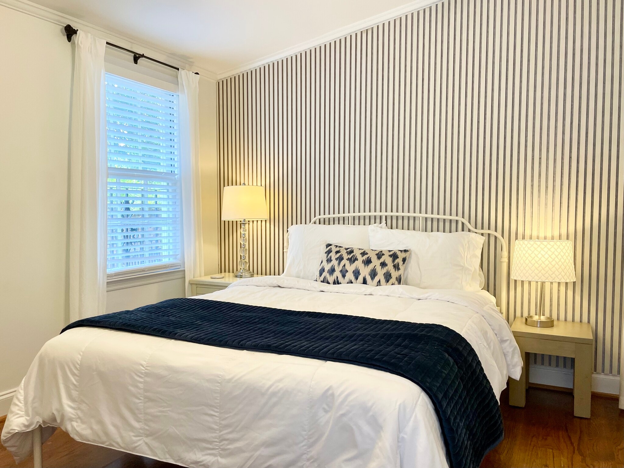 217- bedroom #1, queen bed - 215 W Taylor St