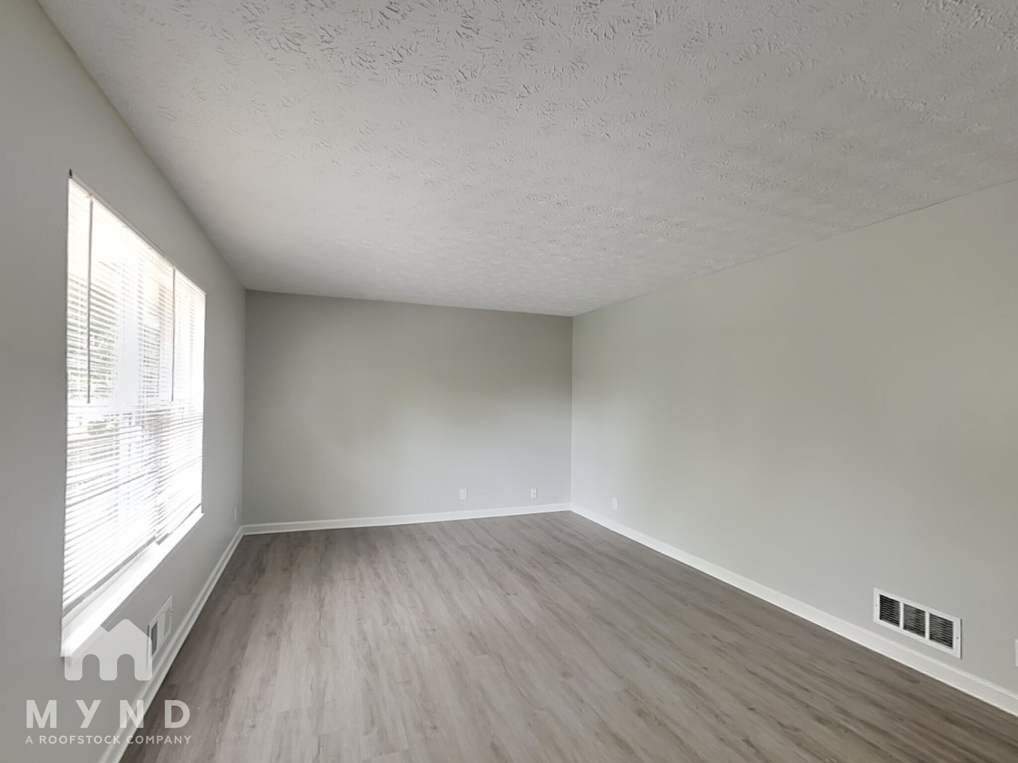 Building Photo - 7006 Vesta Way
