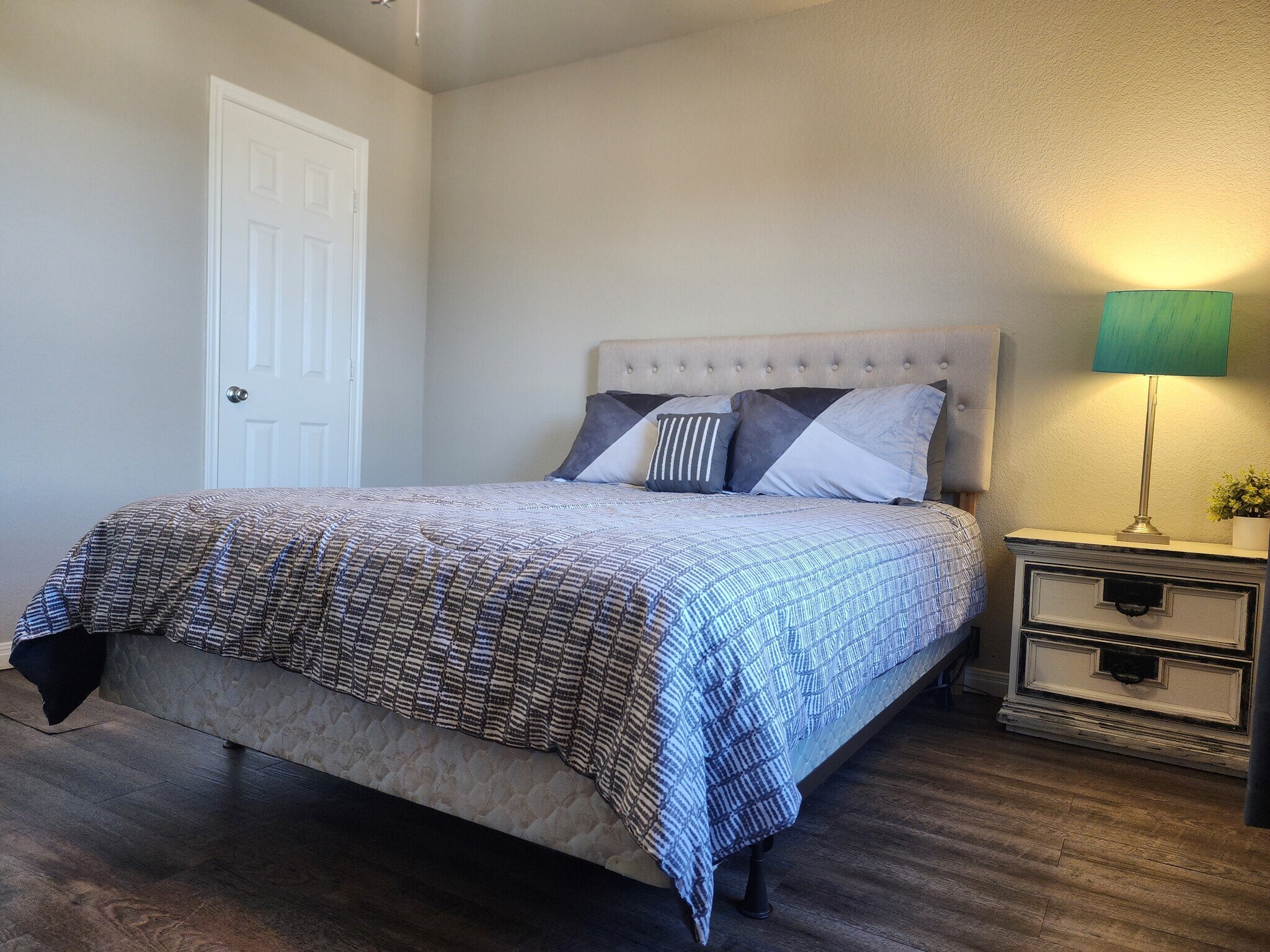 Building Photo - 5866 Wildcat Cyn