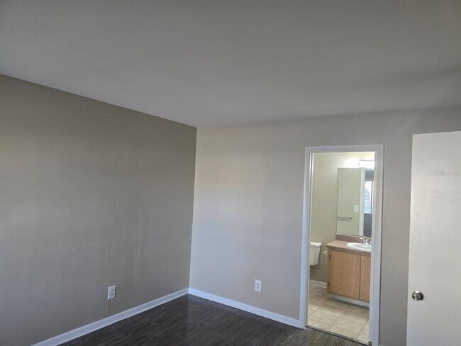 Building Photo - 13289 Arbor Pointe Cir