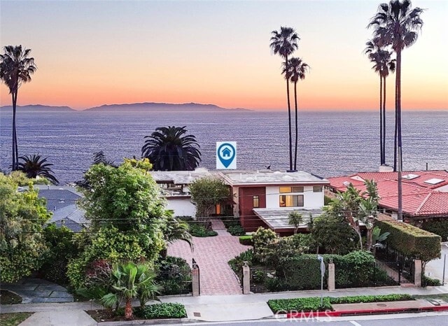 Building Photo - 2105 W Paseo Del Mar