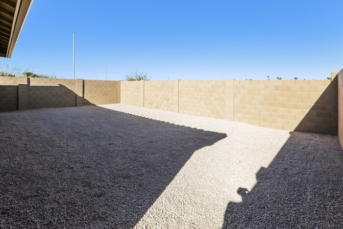 Building Photo - 11492 W Camden Dr