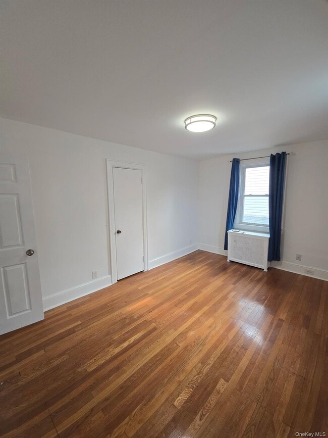 Building Photo - 267 Plainfield Ave