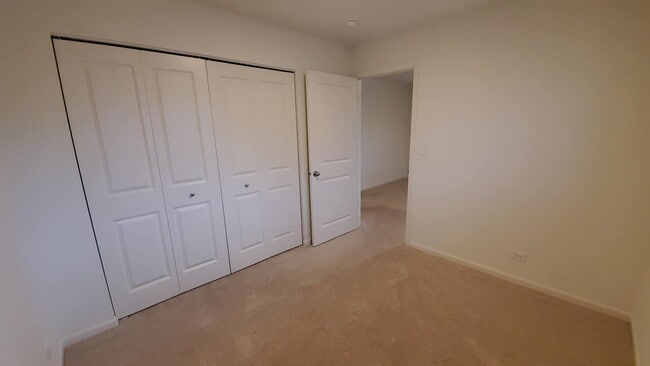 Building Photo - 192 Goldenrod Dr