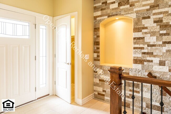 Building Photo - 13558 Paperbark Trail
