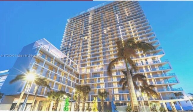 Building Photo - 2000 Metropica Wy