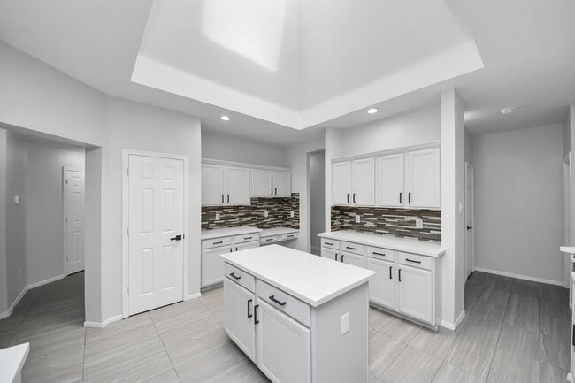 Building Photo - 8322 Adler Lake Dr