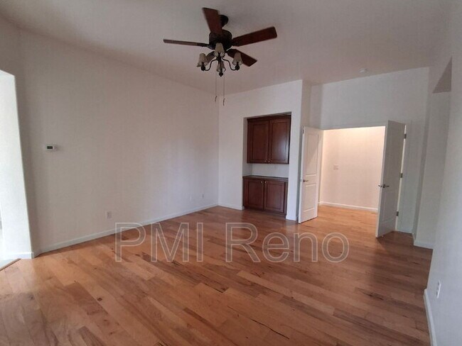 Building Photo - 5080 Rhine Wine Dr