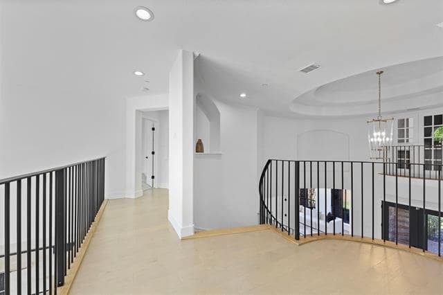 Building Photo - 1750 Greenwood Ct