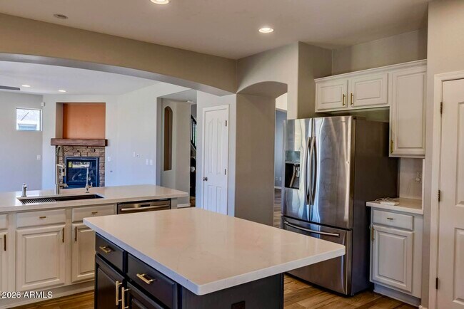 Building Photo - 1884 W Macaw Dr