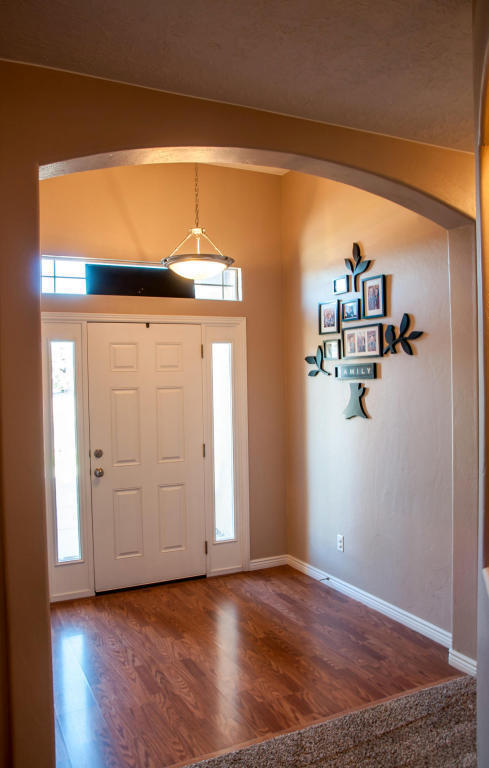 Building Photo - Home with a Den in Washington Fields