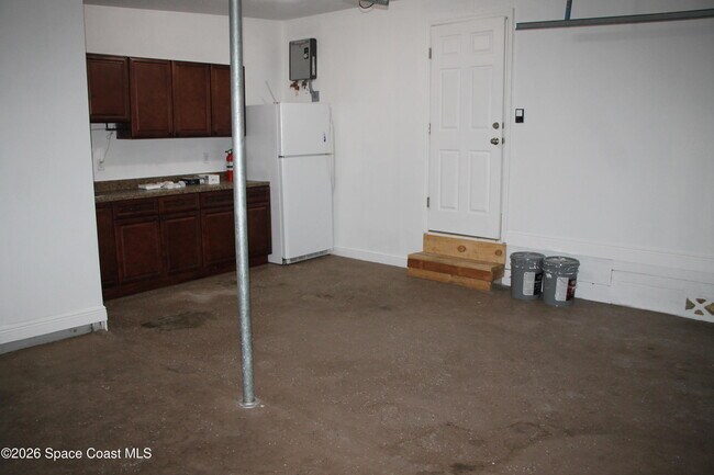 Building Photo - 904 Kensington Dr