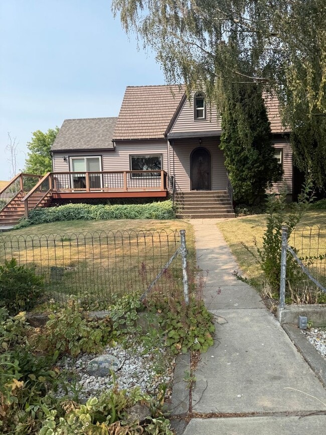 Building Photo - 130351 WA-26