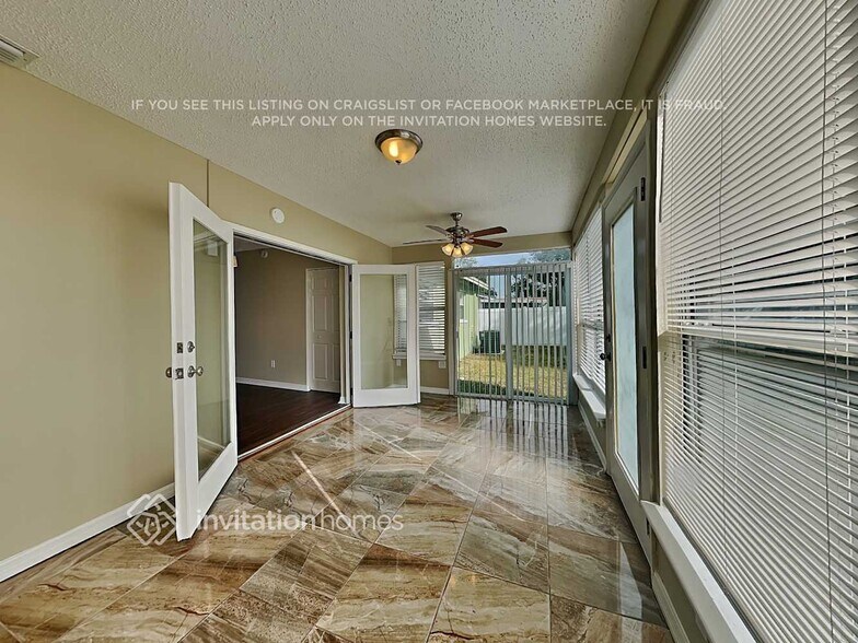 Building Photo - 8380 Jacaranda Ave