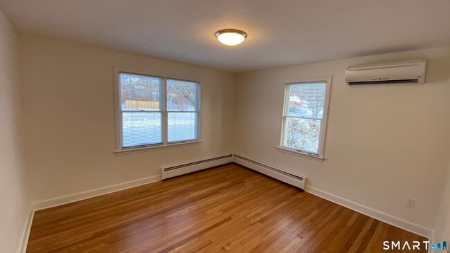 Building Photo - 178 Edgewood Dr