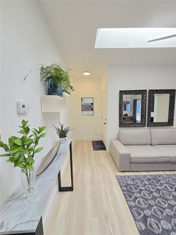 Building Photo - 7126 Holly Hill Dr