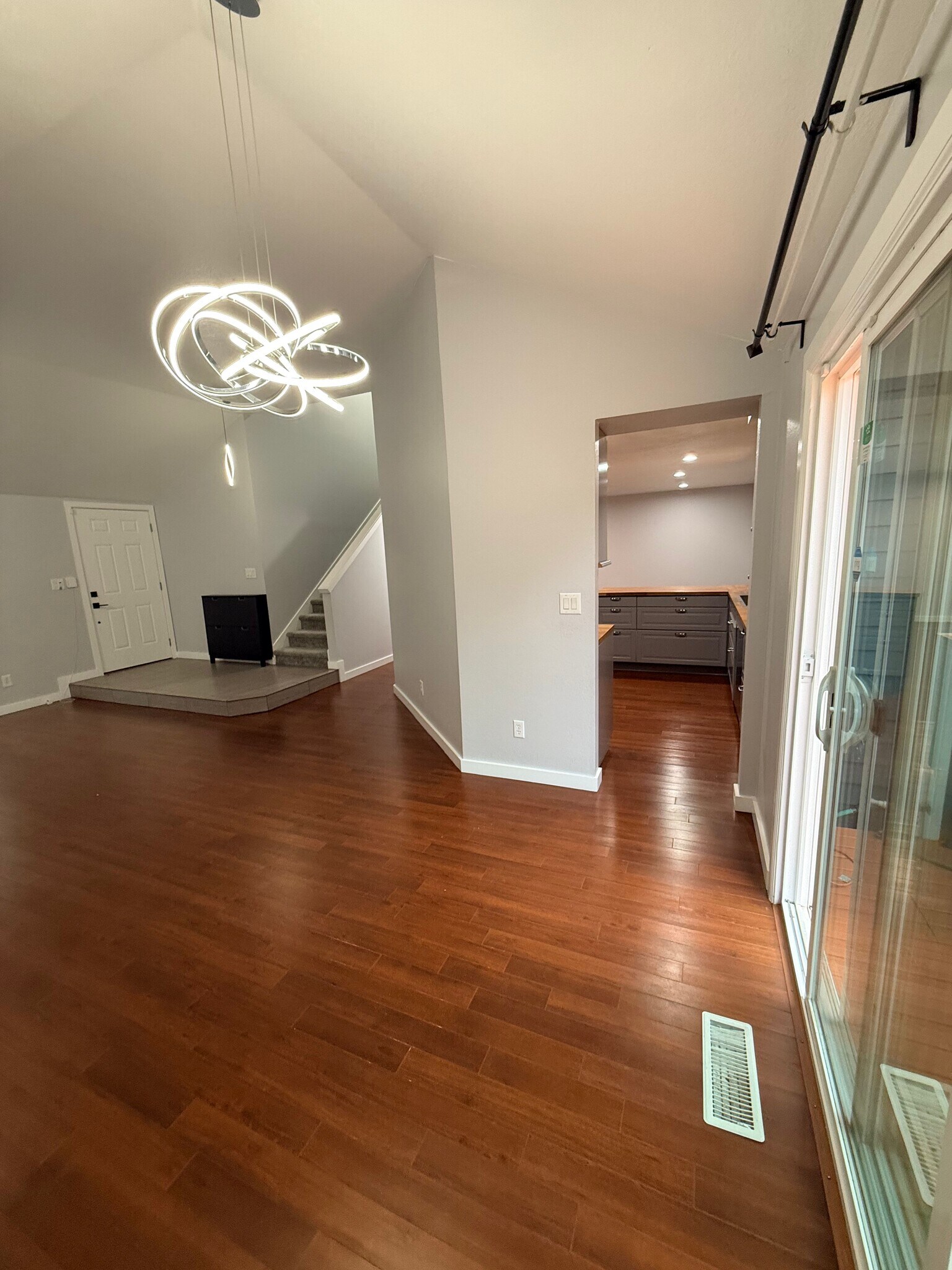 Building Photo - 27840 25th Dr S