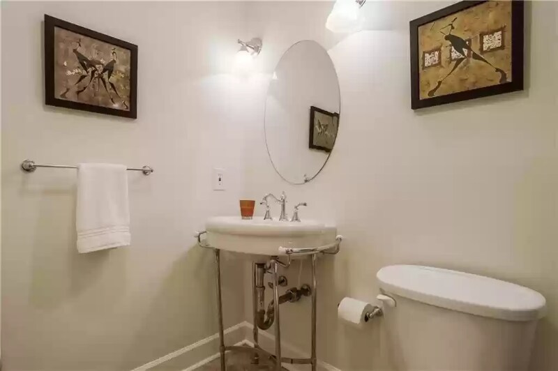 Building Photo - 3346 Mathieson Dr NE