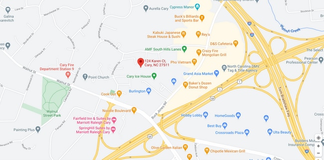 Building Photo - 3 Bed 2 Bath w/ Master Bed downstairs near Crossroads Plaza, REI