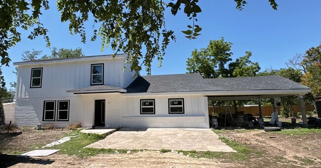 Primary Photo - 3706 Mountain Oak Ln