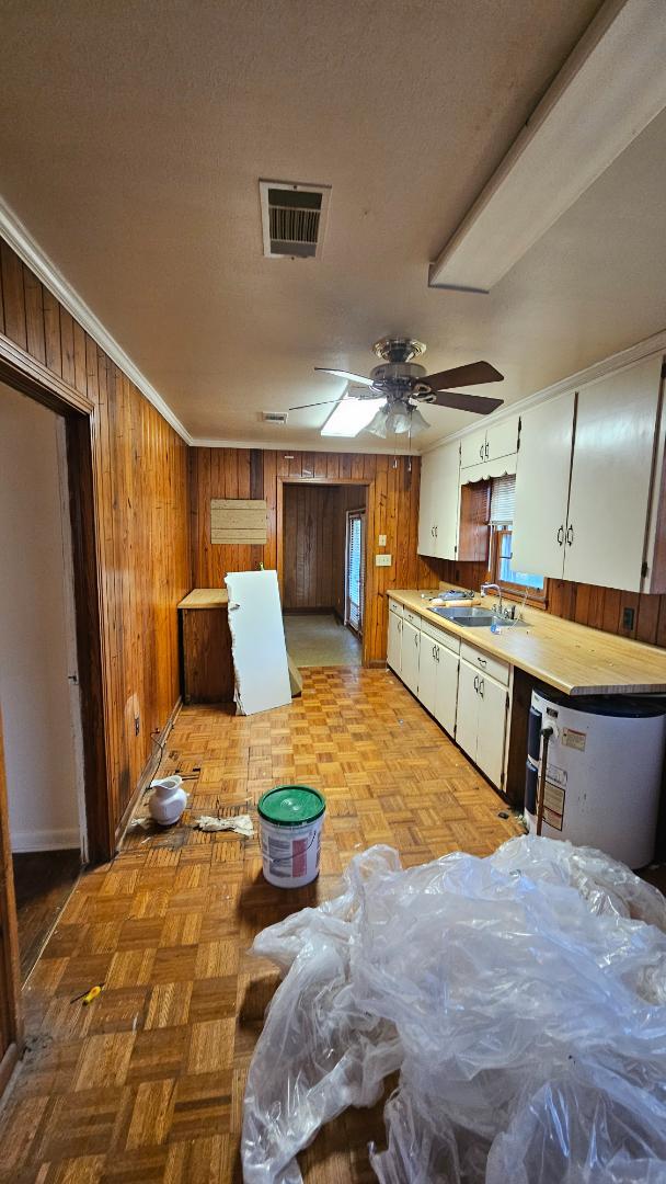 Building Photo - 298 Lindale Ave