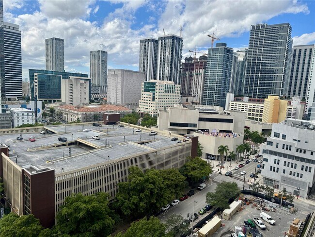 Building Photo - 133 NE 2nd Ave