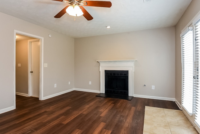 Building Photo - 6239 Leverett Dr