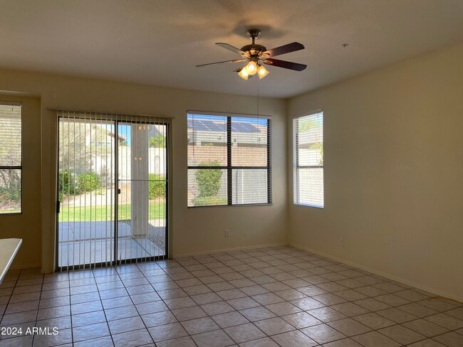 Building Photo - 7322 E Gallego Ln