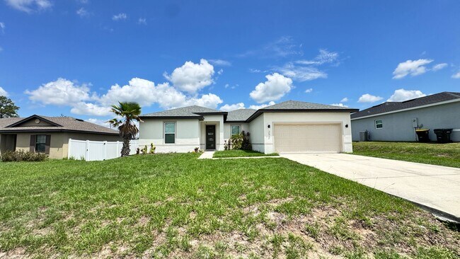 Building Photo - Beautiful 4 Br/2 Ba Home in Poinciana!!