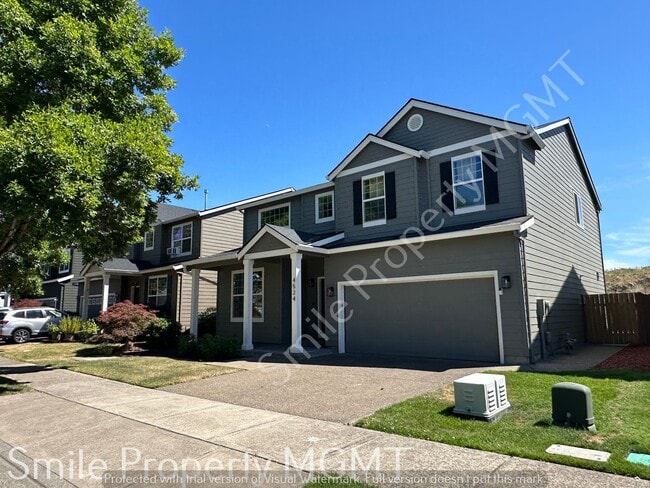 Building Photo - 4524 SE Oakhurst St