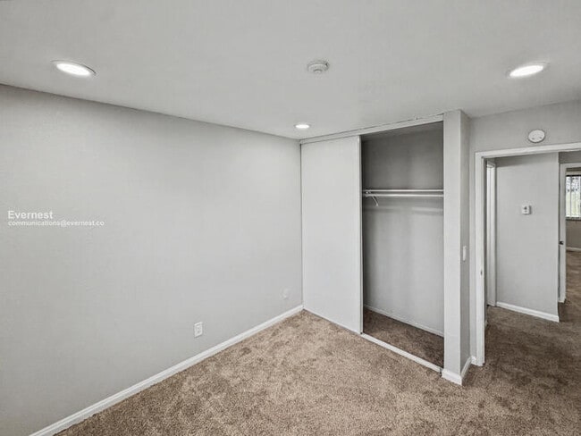 Building Photo - 6395 Joaquin Murieta Ave