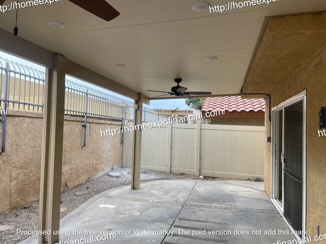 Building Photo - 186 Breezewood St