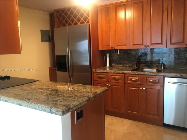 Building Photo - 2451 Brickell Ave