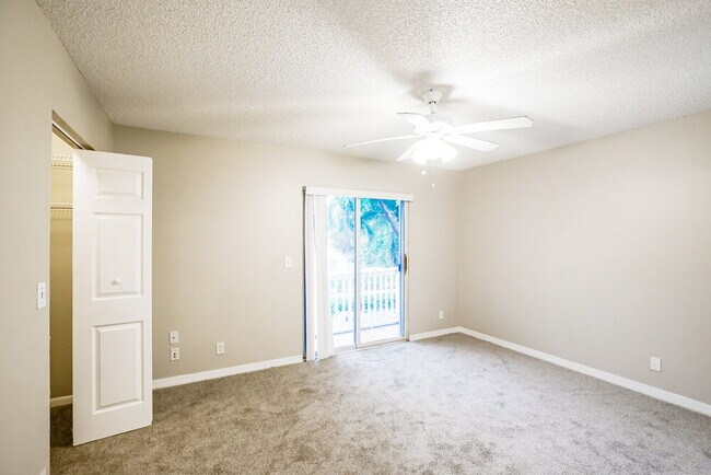 Building Photo - 3327 Bonito Ln