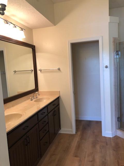 Building Photo - 1710 Ashview Cove