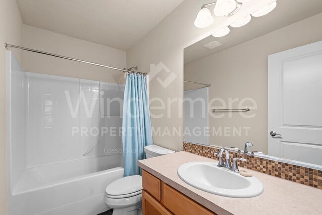 Building Photo - *** Coming Soon*** Rare Kendall Yards Detached Single-Family Home | One-Level Living | Low Mainte...