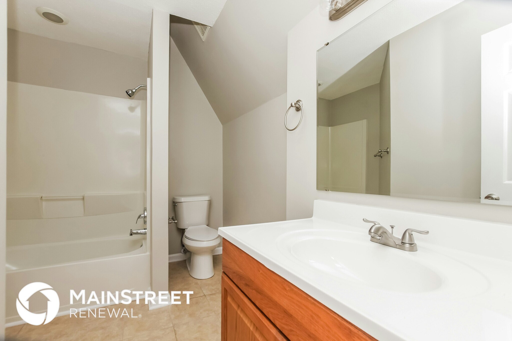 Building Photo - 8009 Beacon Hills Rd