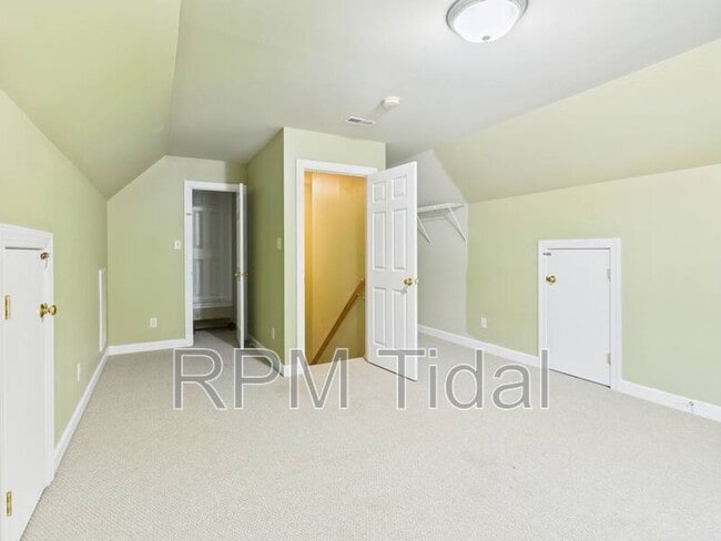 Building Photo - 4905 Burnley Dr