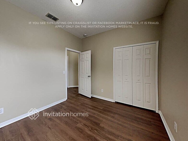 Building Photo - 13606 Hawkeye Dr