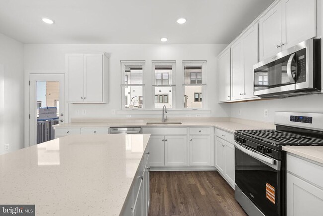 Building Photo - 1309 Bracken Ln