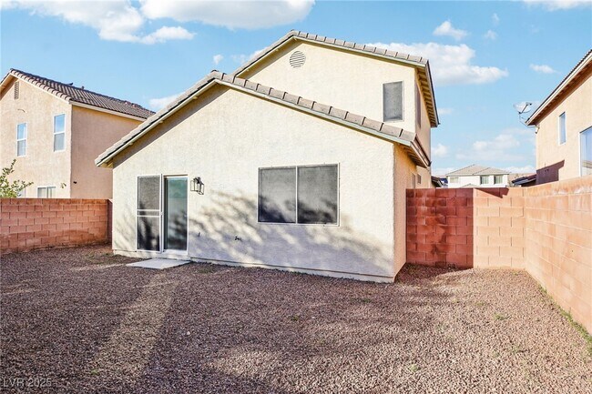 Building Photo - 6027 Riflecrest Ave